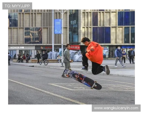 南京滑板队成长纪实：见证青春与梦想在城市街头的碰撞与飞扬