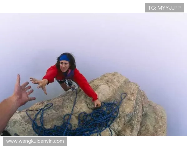 杭州攀岩队在极限运动世界杯中的精彩表现与实力分析