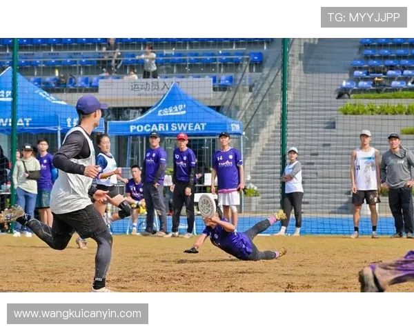 深圳飞盘队的配合变革引发热议探讨团队协作与战术创新的未来发展