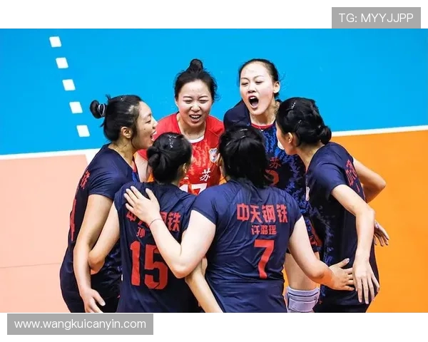 中国女排辽宁队与江苏队激战正酣谁能在这场巅峰对决中笑到最后
