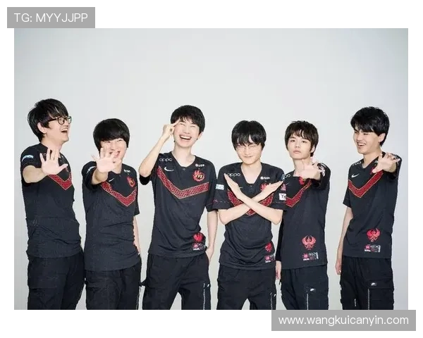 FPX战队个人能力的蜕变与英雄联盟赛场的全新格局探讨